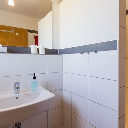 Ferienhaus Schwaab-Scherr, Genau Zwischen Bernkastel-Kues Und Traben-Trarbach, Mit Kostenlosem Oepnv-Ticket Fuer Bus Und Bahn, Parkplaetzen Und Fahrradgarage Erden Exterior foto